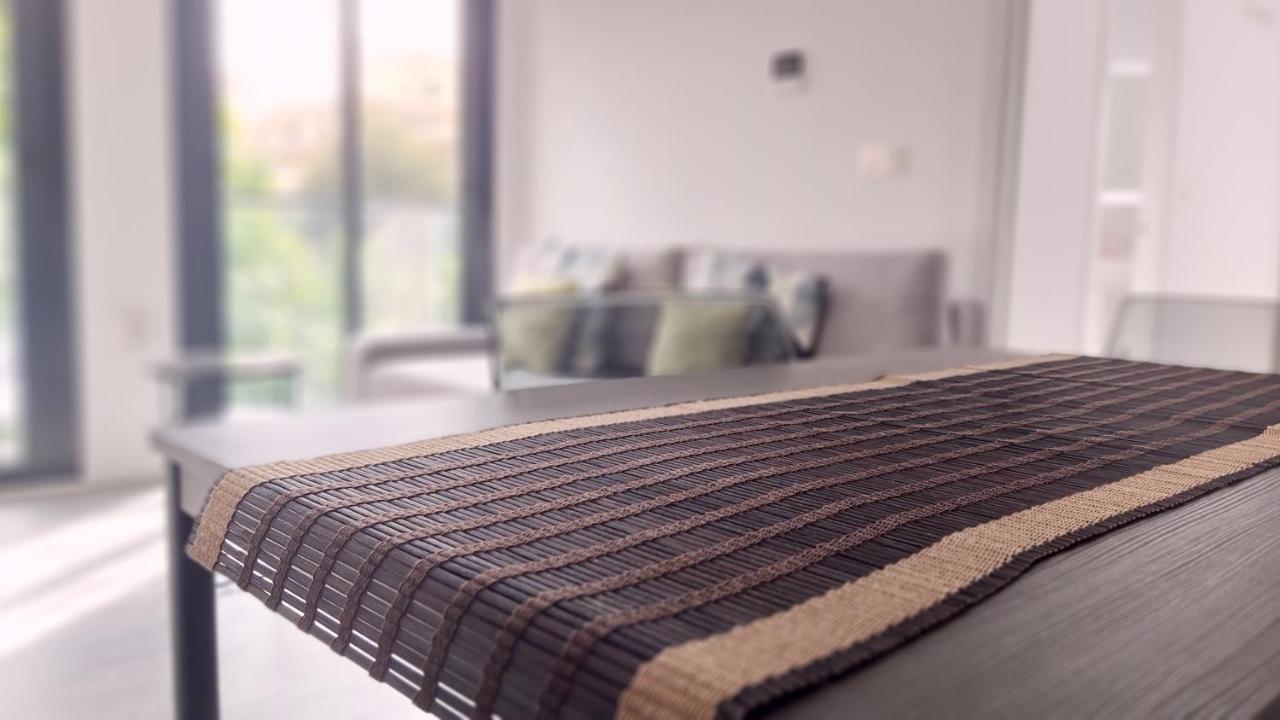 شقة Del Parque Flats Urban Corner مالقة المظهر الخارجي الصورة