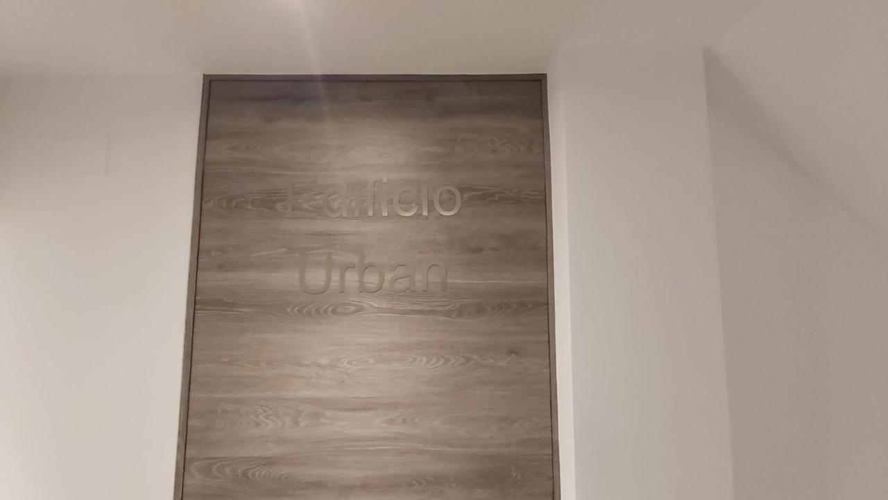 شقة Del Parque Flats Urban Corner مالقة المظهر الخارجي الصورة
